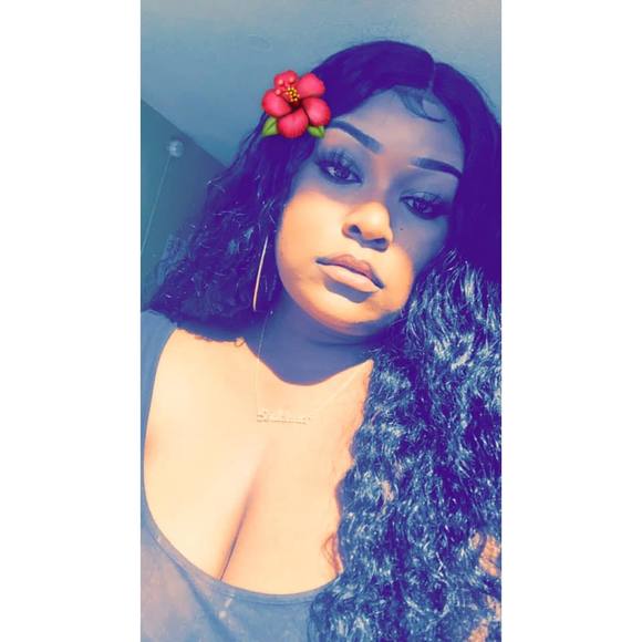 Meet your Posher, Serianna - Picture 1 of 1